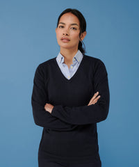 Henbury Women's 12 Gauge V-neck Jumper - Black
