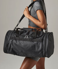 Quadra Sports Holdall - Black