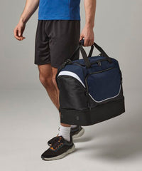 Quadra Pro Team Hardbase Holdall - Black/Light Grey