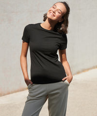 SF Feel Good Women's Stretch T-shirt - Black