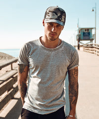 Flexfit Camo Trucker Cap - Dark Camo/Black