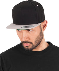 Flexfit Classic 5-panel Snapback - Black/Silver
