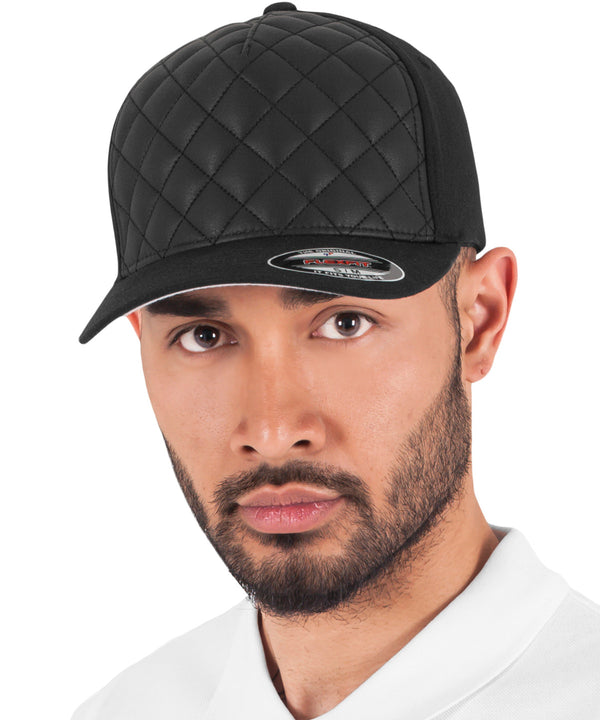Diamond Quilted Flexfit - Black